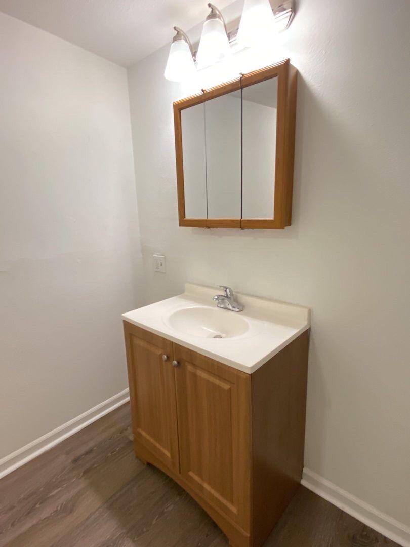 2 bd 1 ba 700 Sq Ft  Available Now - Missouri City, Texas - Mi Mercado