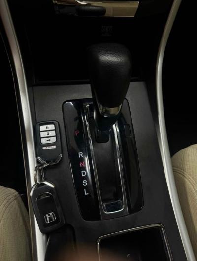 car for sell - Thumbnail 5